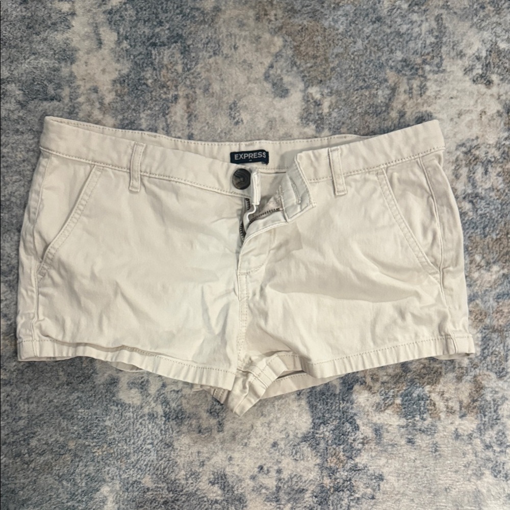 Express Women's Khaki Low Rise Shortie